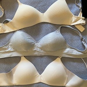 Set of three wireless bras
